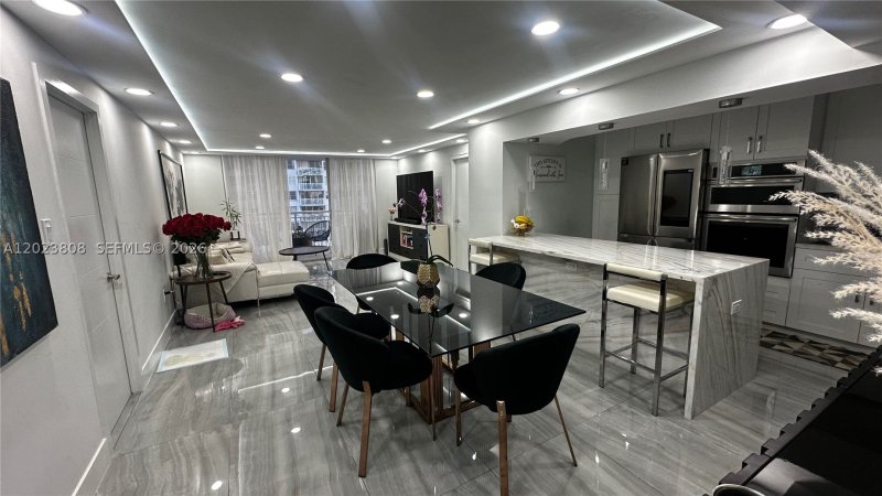 Comprar apartamento en Del Prado South Tower 702