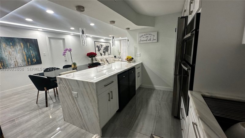 Comprar apartamento en Del Prado South Tower 702