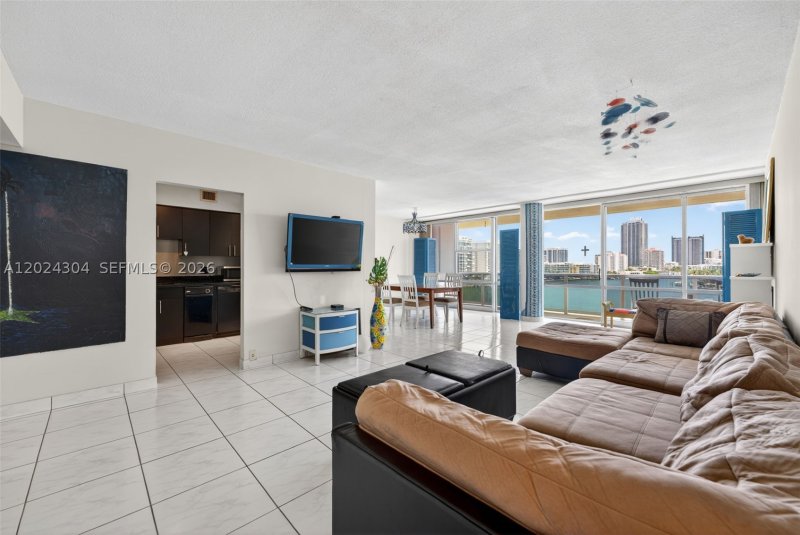Condo for sale at King Cole 606