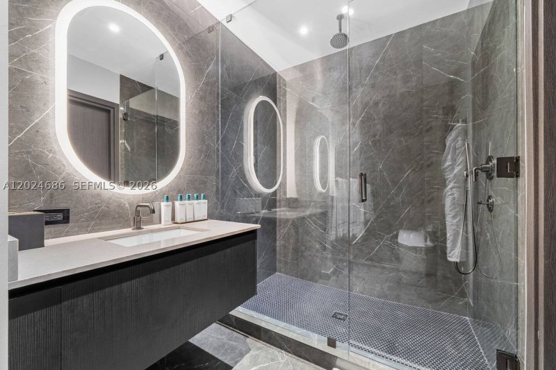 Comprar apartamento no E11EVEN Hotel & Residences 4501