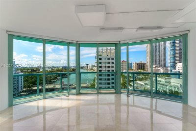 Comprar apartamento no 6000 Indian Creek 14B