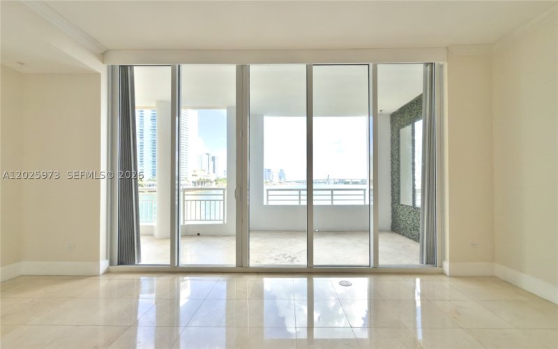 Comprar apartamento en Three Tequesta Point 306