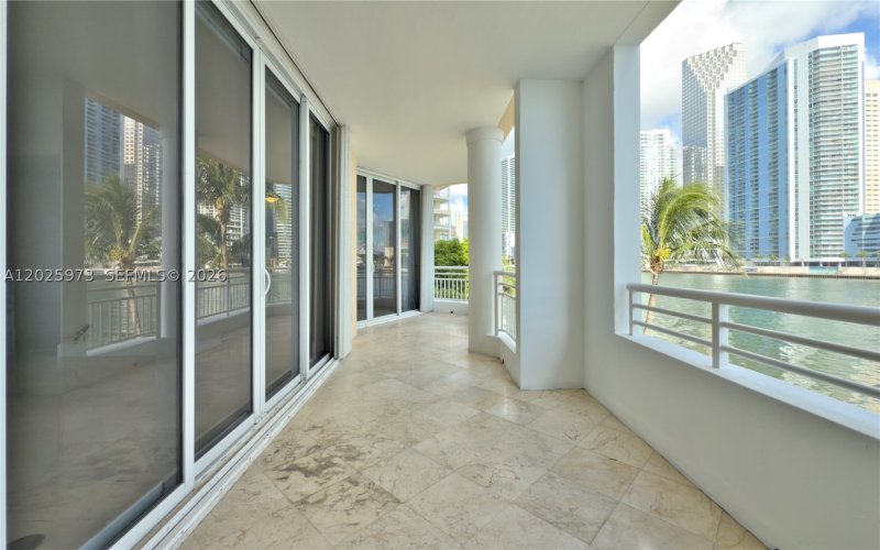 Comprar apartamento en Three Tequesta Point 306