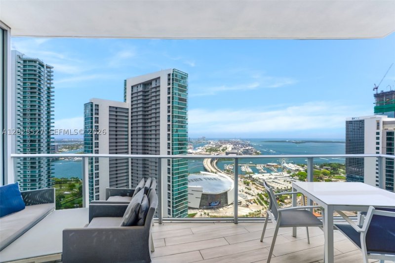 Alquiler de apartamento en Paramount Miami WorldCenter 3909