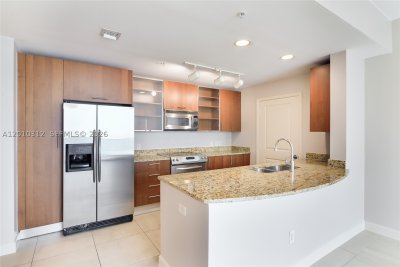 Comprar apartamento en Ocean Marine Yacht Club 1609