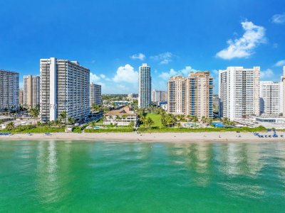 Ocean Marine Yacht Club Apt #1609