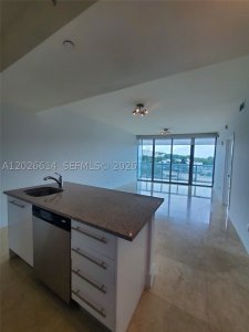 Aluguel de apartamento no Marina Blue 311