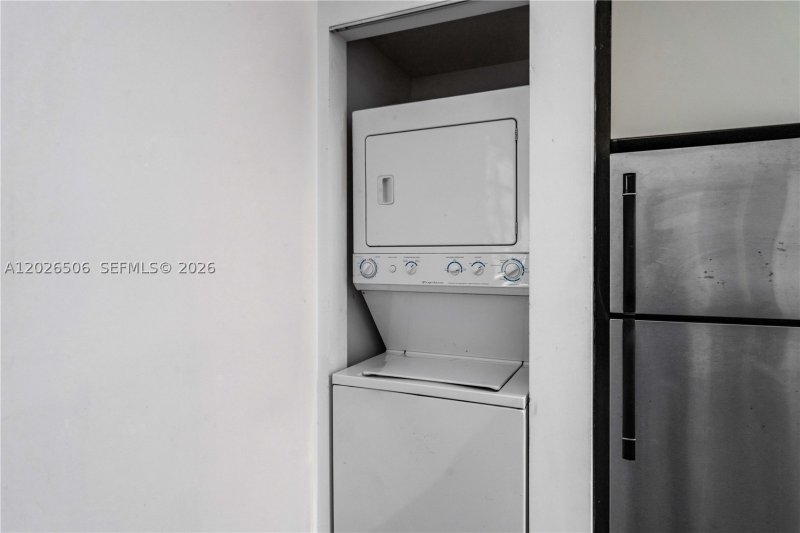 Condo for sale at Artecity Governor 212