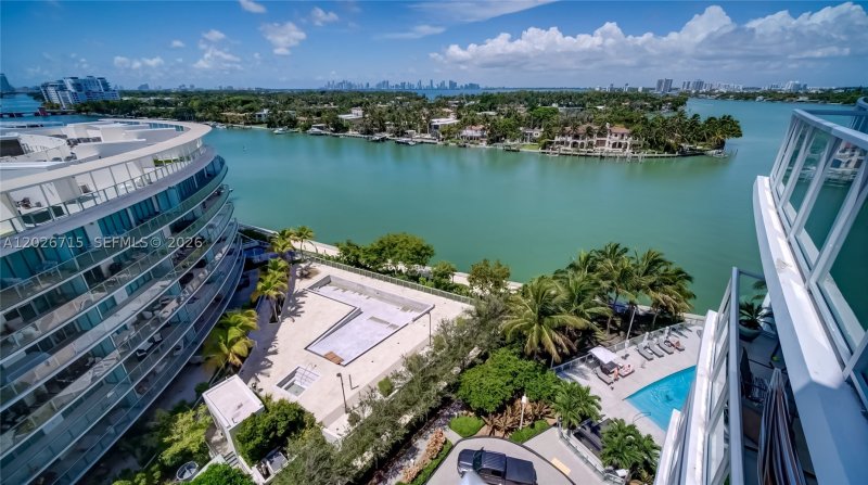 Comprar apartamento en Eden House Condo 1102
