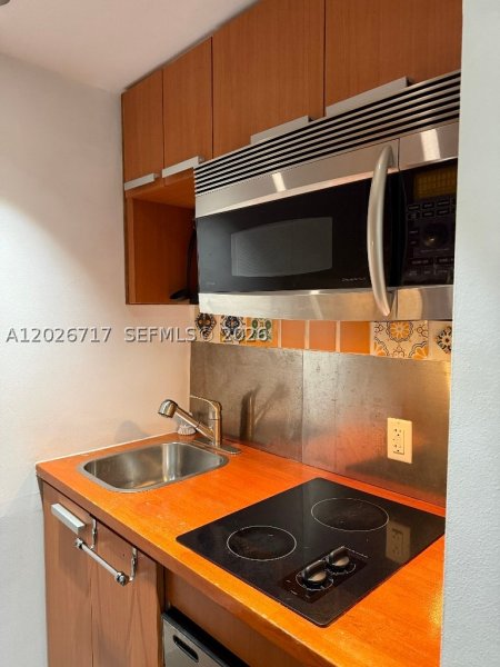 Apartment for rent at South Bay Club 342