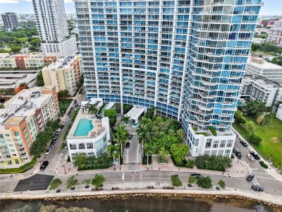 Aluguel de apartamento no Paramount Bay 2603