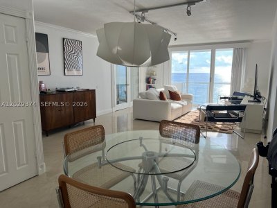 Aluguel de apartamento no Carlisle On The Ocean 1001