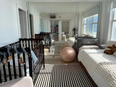 Aluguel de apartamento no Carlisle On The Ocean 1001