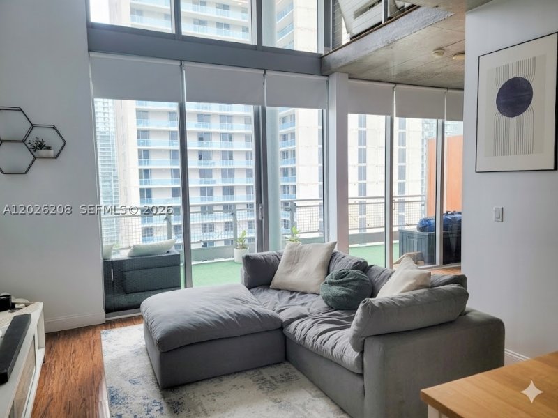 Apartment for rent at Neo Vertika Brickell PHI12