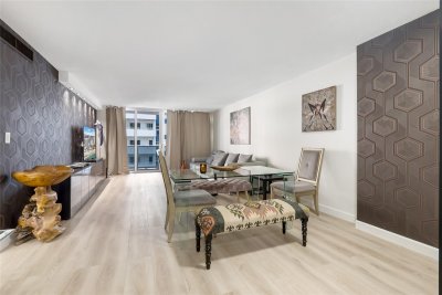 Comprar apartamento en Parker Tower 208