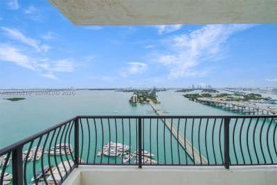 Aluguel de apartamento no The Venetia 31C