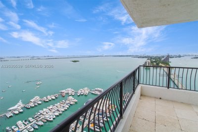 The Venetia Apt #31C