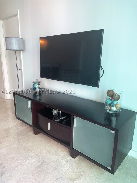 Comprar apartamento en 500 Brickell East Tower 3105