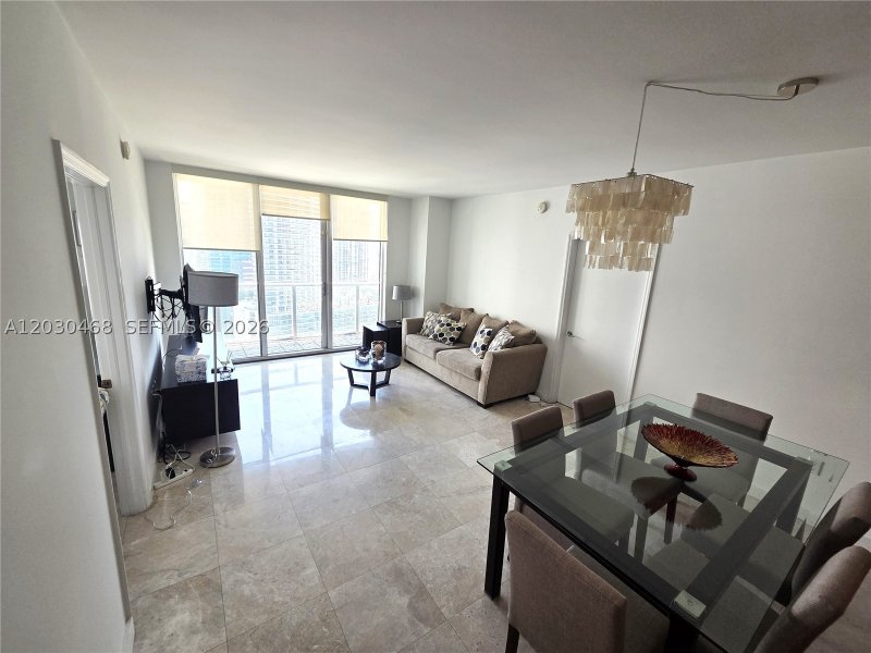 Comprar apartamento en 500 Brickell East Tower 3105