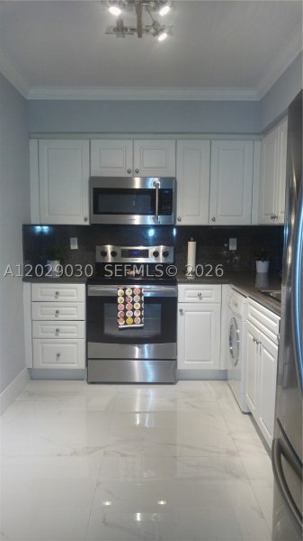Condo for sale at The Wave Condo L04