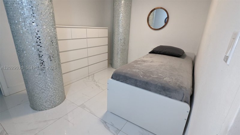 Condo for sale at The Wave Condo L04