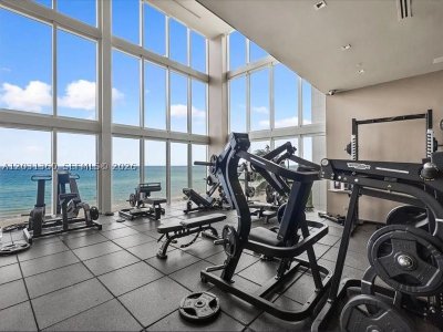 Aluguel de apartamento no Beach Club Three 3101