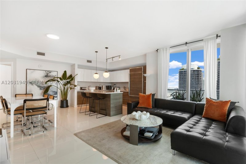 Condo for sale at 1100 Millecento 3810