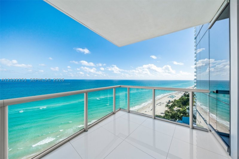 Apartment for rent at Jade Ocean 1802