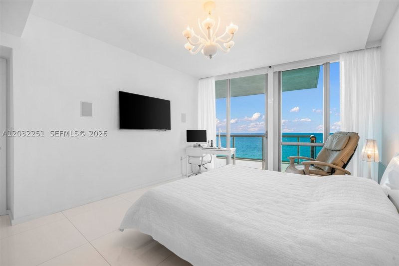 Apartment for rent at Jade Ocean 1802