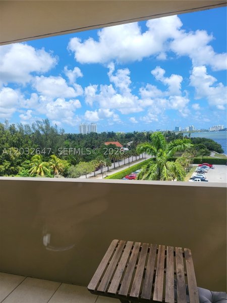 Condo for sale at Clipper 6R