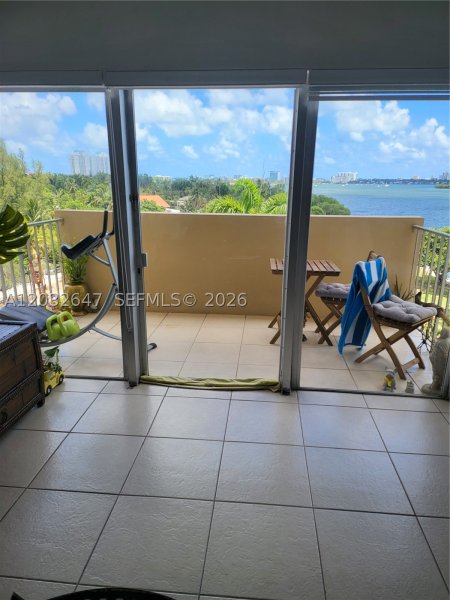 Condo for sale at Clipper 6R