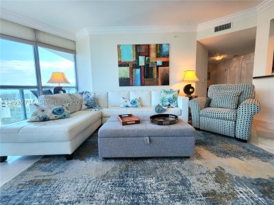 Aluguel de apartamento no Ocean Palms 1106