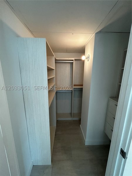 Apartment for rent at Paraiso Bay Miami 1608