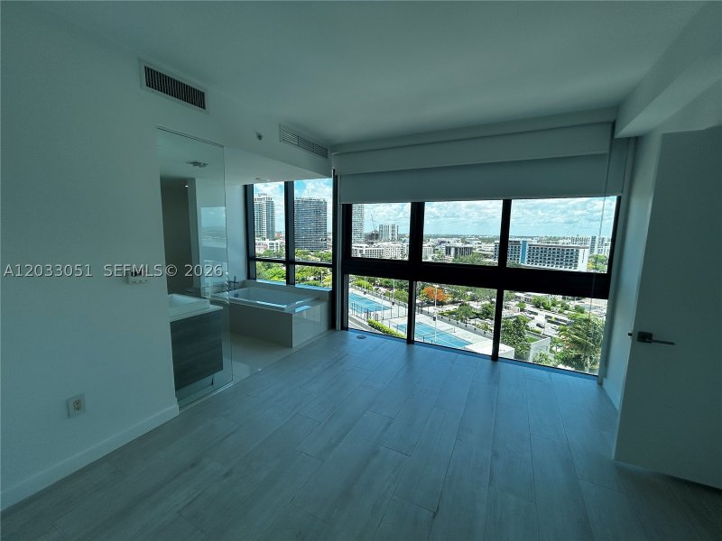 Apartment for rent at Paraiso Bay Miami 1608