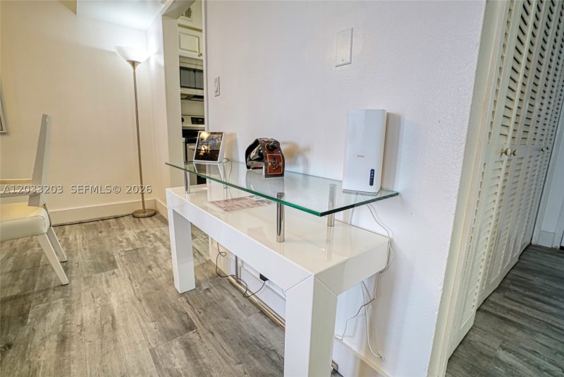 Condo for sale at The Alexander 1204