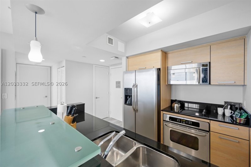 Comprar apartamento en M Resort Residences 2503