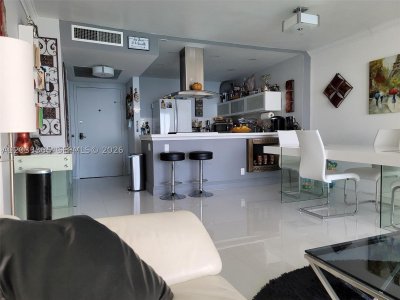 Comprar apartamento no Parker Plaza Estates 1815