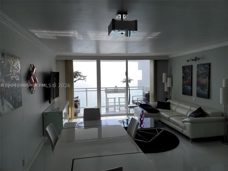 Condo for sale at Parker Plaza Estates 1815