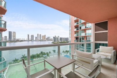 Comprar apartamento en Hidden Bay 1205