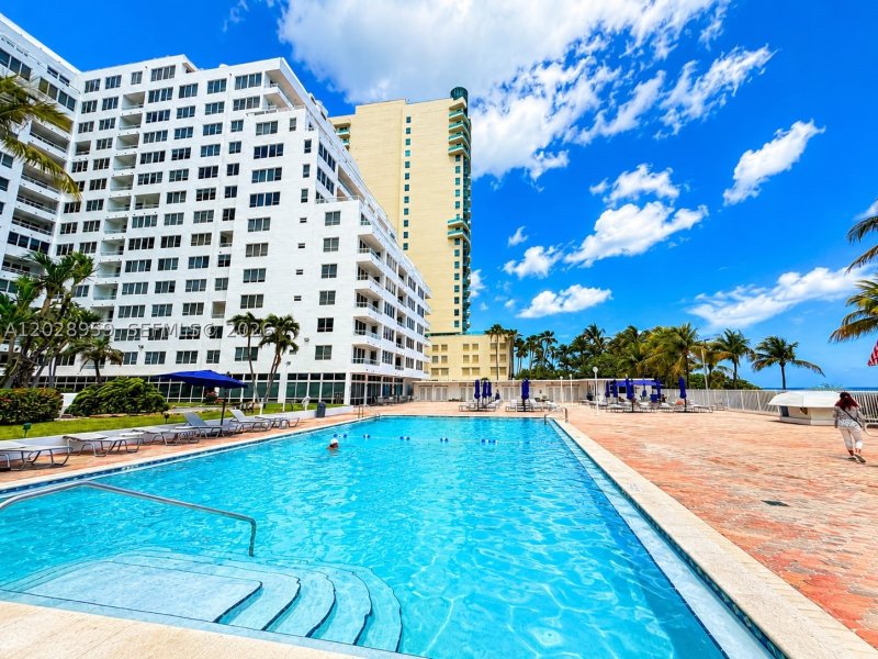 Apartment for rent at Carriage Club North 616