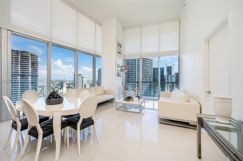 Condo for sale at Icon Brickell Tower I 4115