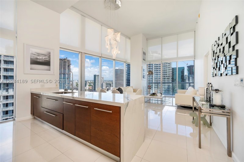 Condo for sale at Icon Brickell Tower I 4115