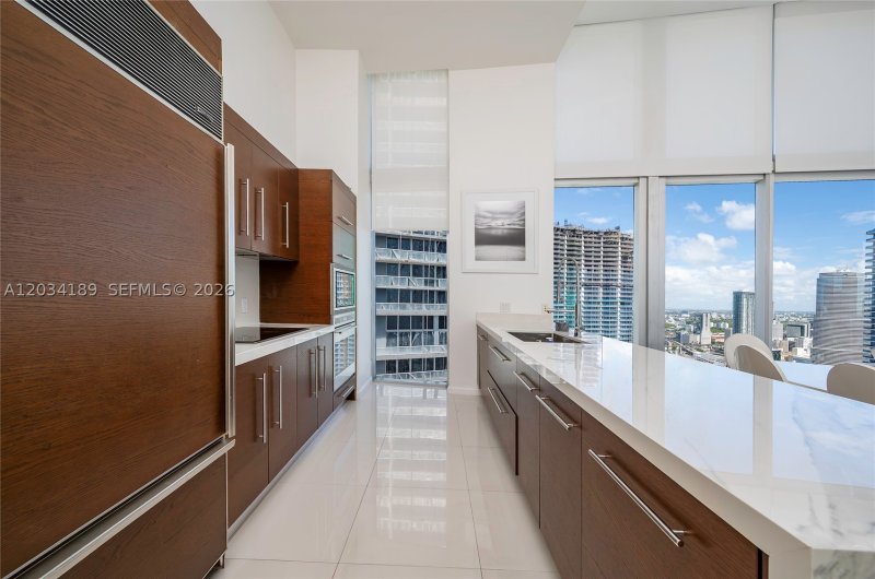 Condo for sale at Icon Brickell Tower I 4115