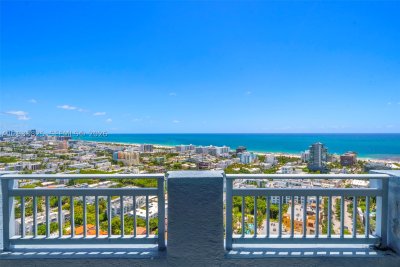 Comprar apartamento no Yacht Club at Portofino PH3209