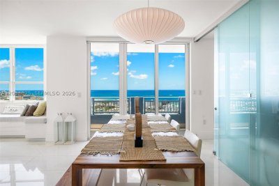 Comprar apartamento no Yacht Club at Portofino PH3209