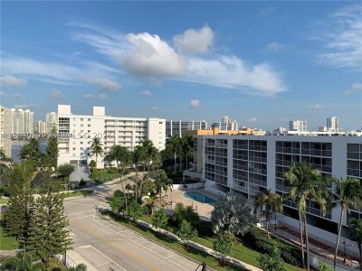 Marbella Tower Apt #702