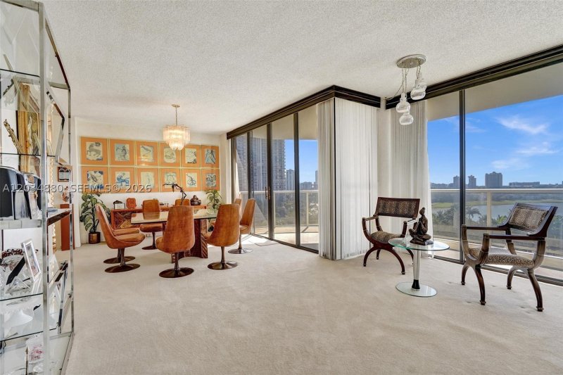 Condo for sale at Hamptons West 615