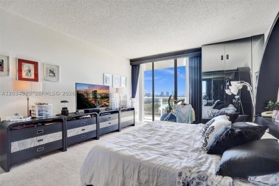 Comprar apartamento en Hamptons West 615