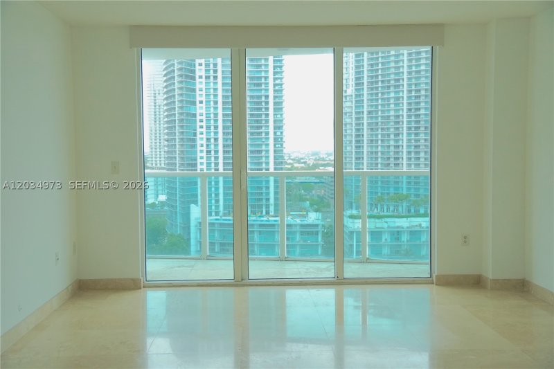 Comprar apartamento en Brickell on the River North 2205