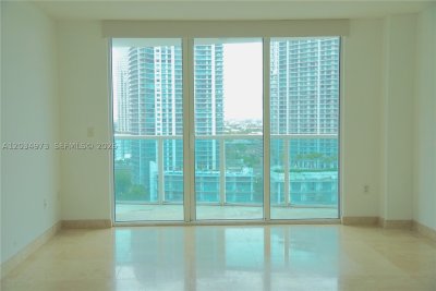 Comprar apartamento en Brickell on the River North 2205